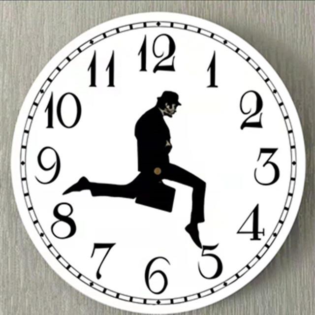 Reloj de pared paseo tonto