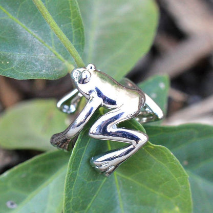 Small Stainless Steel Tree Frog Ear Cuff