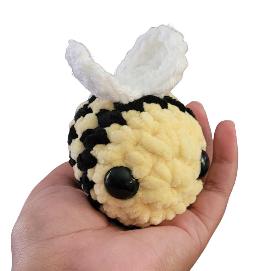 Mini Baby Bee Plushie (8cm × 5 cm)