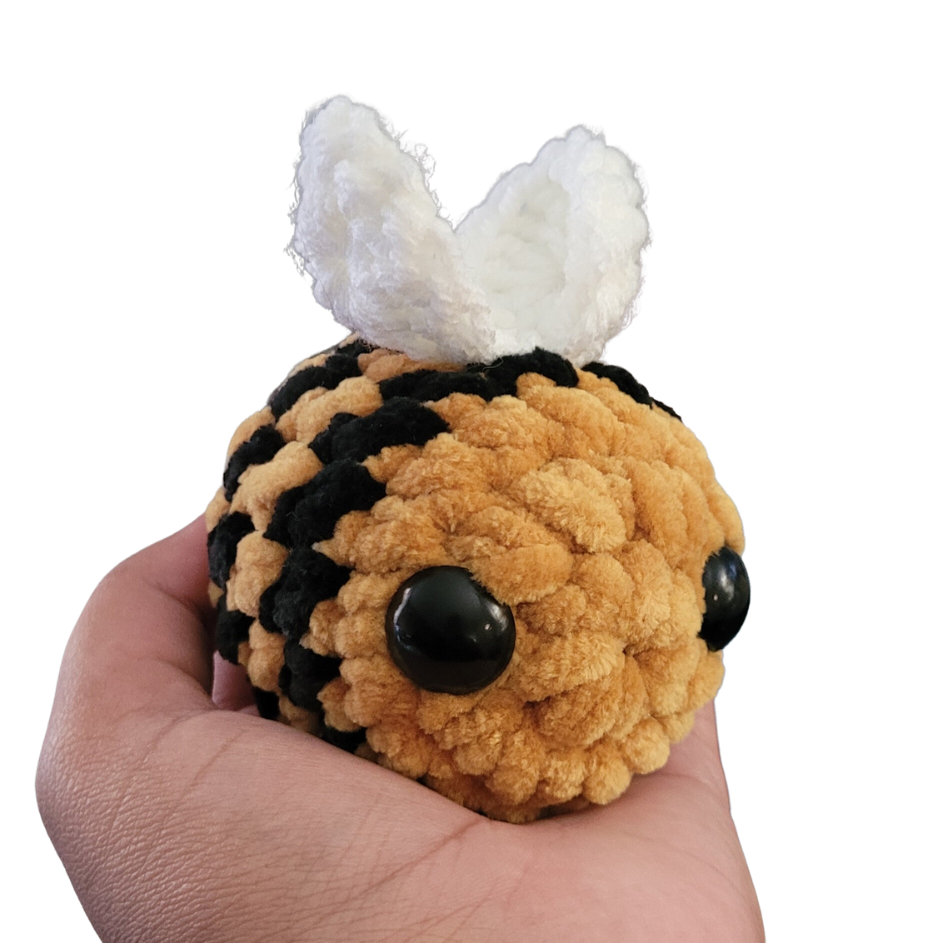 Mini Baby Bee Plushie (8cm × 5 cm)