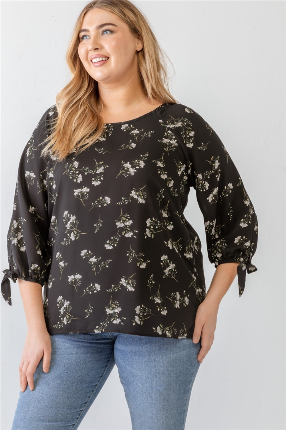 Zenobia Plus Size Floral Pop Casual Blouse