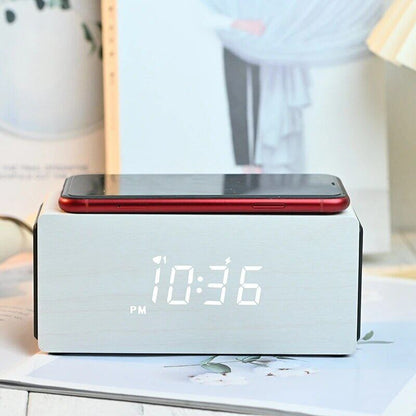 Reloj digital de carga rápida inalámbrico con altavoz Bluetooth de 15 W